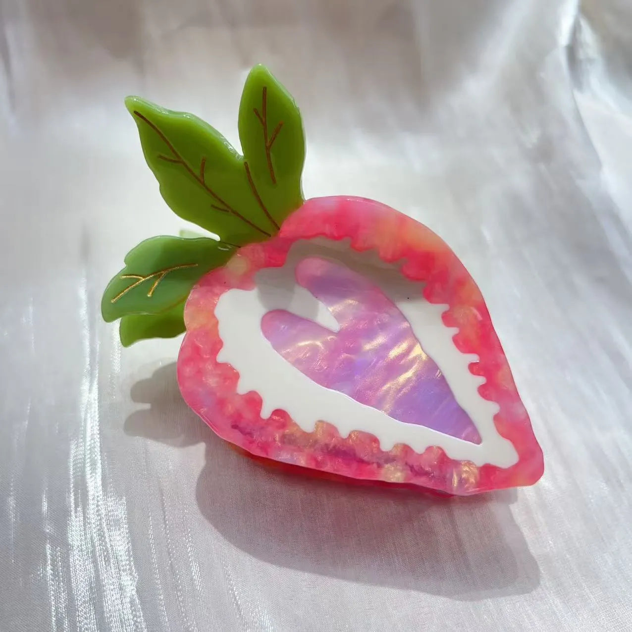 Handmade strawberry hairpin for girls in red or pink pastoral style