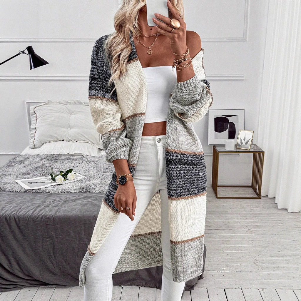 Grey women's knitted long cardigan with striped pattern, loose fit street fashion style