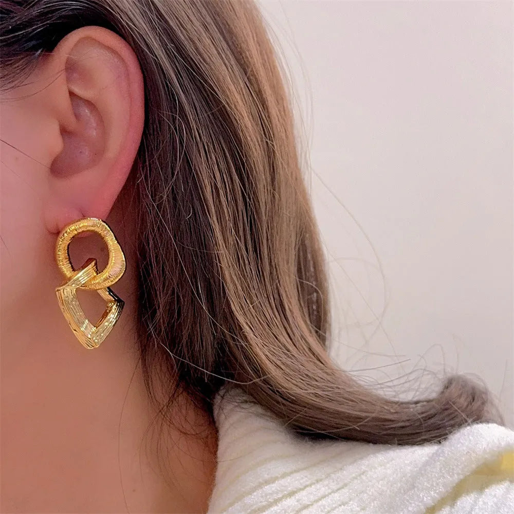 Copper retro circle pendant earrings with 3.4cm height geometric design in gold or silver electroplated finish