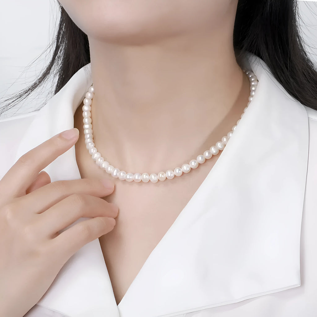 Women's adjustable freshwater pearl necklace with sterling silver chain and 6-7mm pearls
