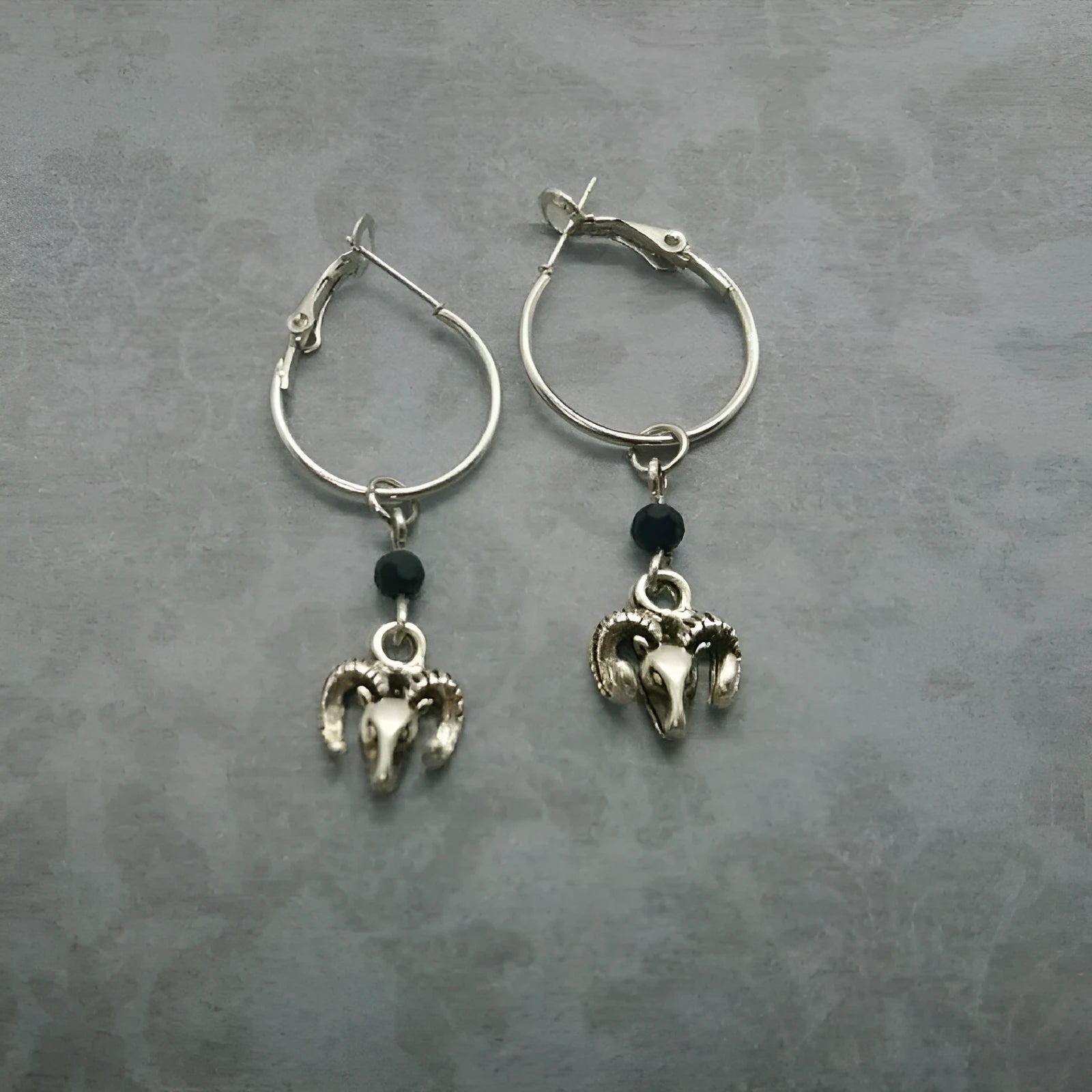 Silver Tibetan antelope round ring alloy earrings for women with European American styling