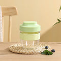 Breakfast oat cup with lid and spoon, leak-proof plastic salad cup in 480ML and 570ML, PP material, colour options green pink purple white