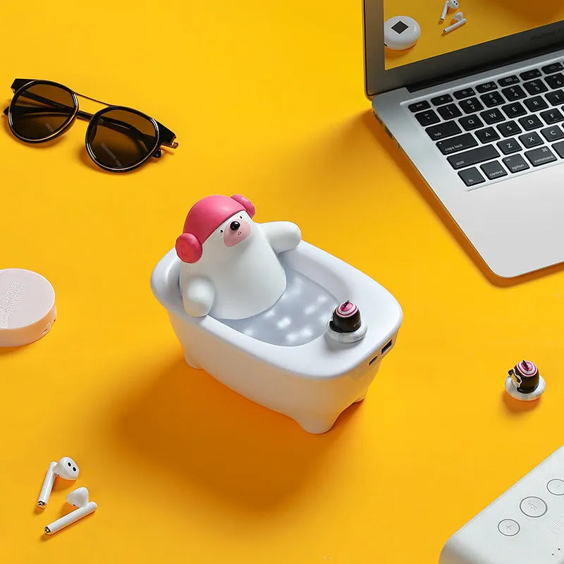 White USB air humidifier with 550ml water tank and adjustable mist control
