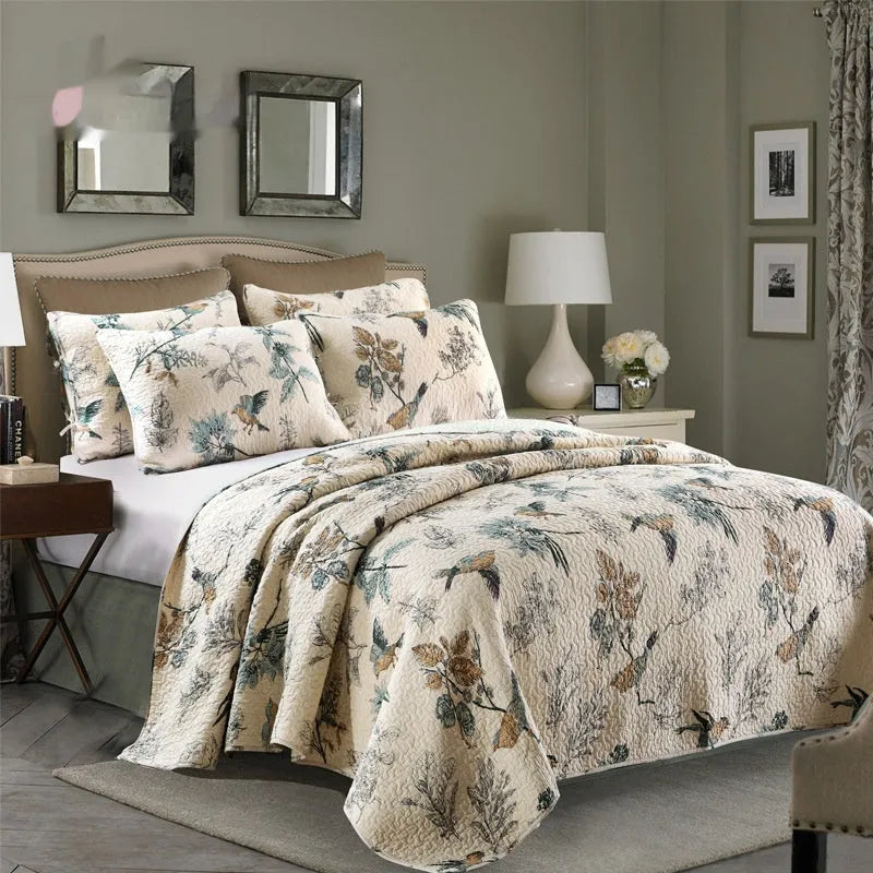 Quilted pure cotton bedspread and pillowcase set in a printed pattern for a 1.5-1.8m bed