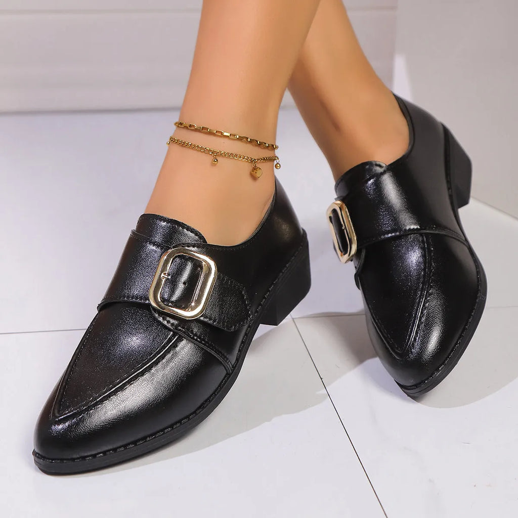 Women's simple flat shoes with a choice of buckle, large bow, or small bowknot decoration on the upper.