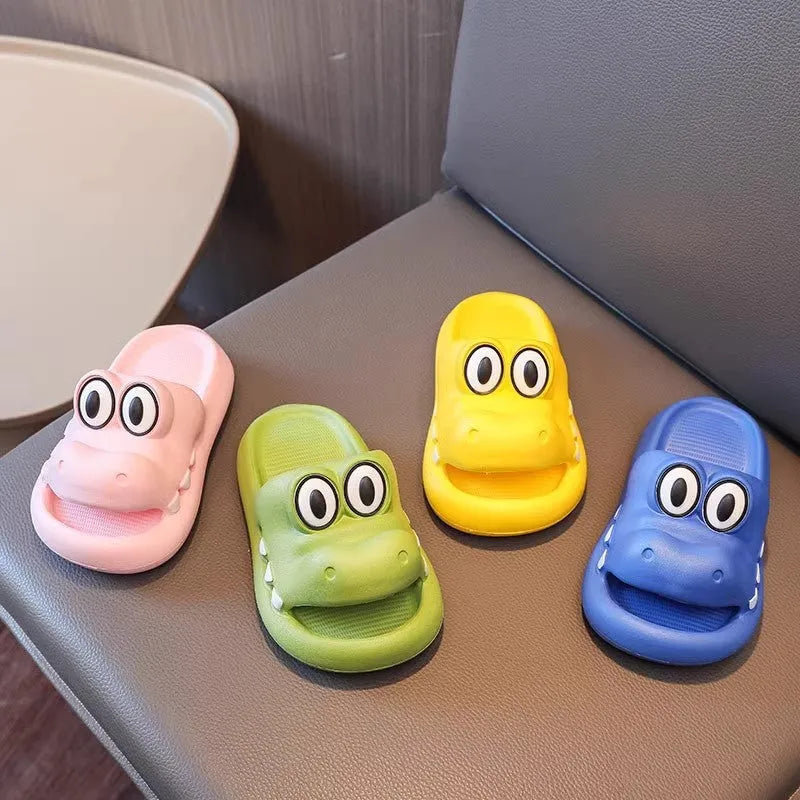 EVA parent-child sandals with animal pattern in pink, green, yellow, or blue colours for outdoor family wear