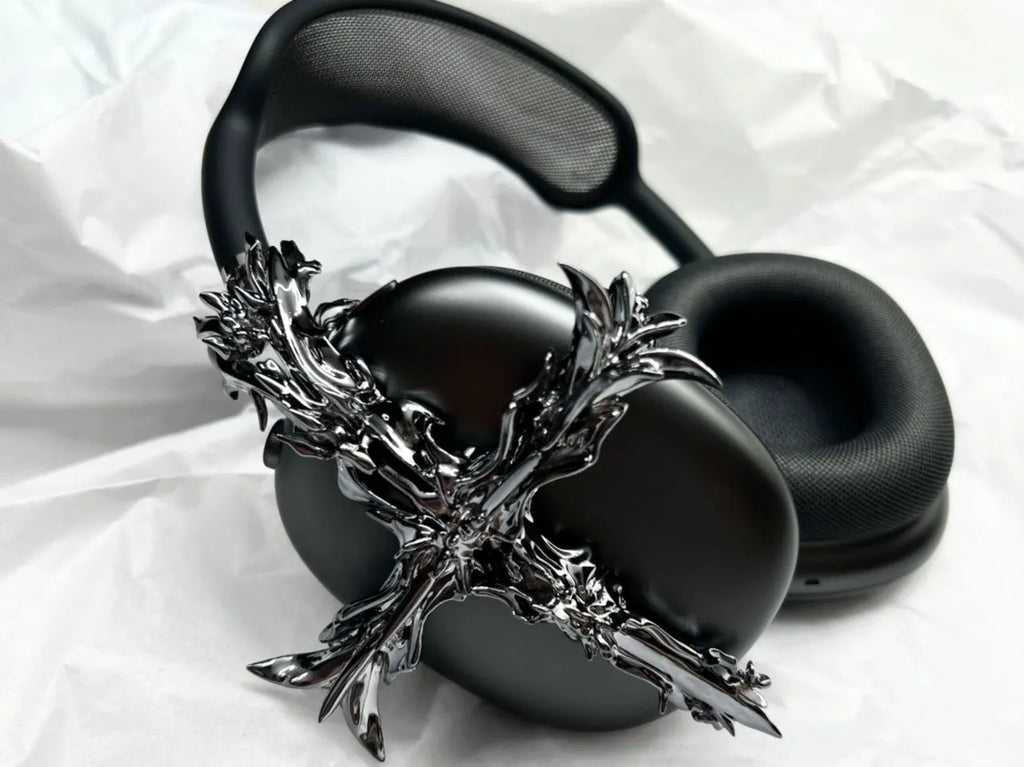 Gothic resin cross headphone cover for Apple AirPods Max in silver colour, hard shell 3D printed