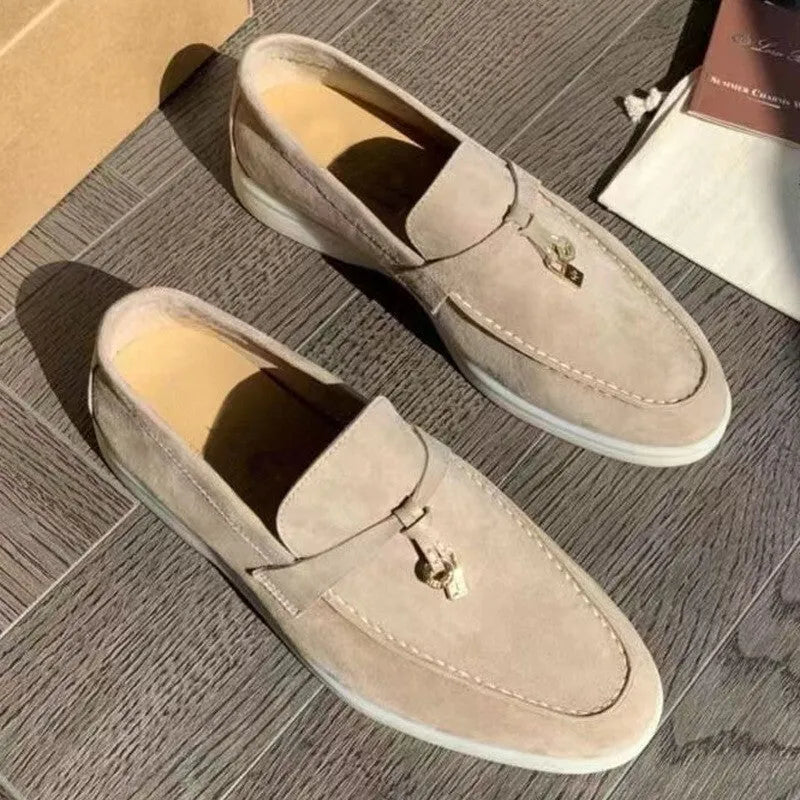 Pair of high-top gommino slip-on loafers in a choice of colours with round toe and rubber sole.