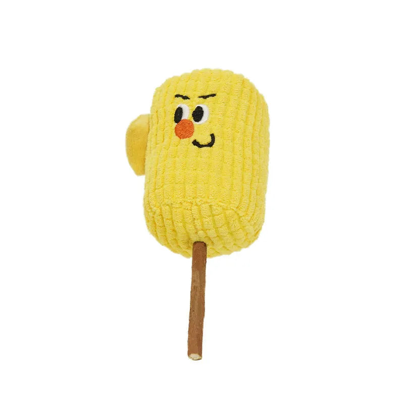 Polished corn cob wood cat chew toy with catnip for dental cleaning, 7cm long.
