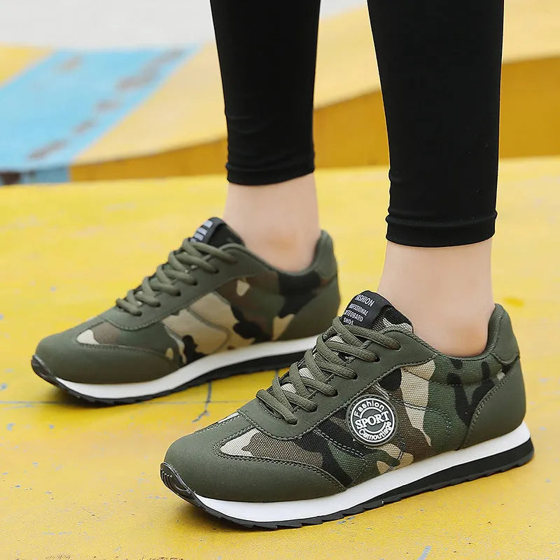 Men's and women's camouflage pattern low-top suede running shoes with a foam sole.