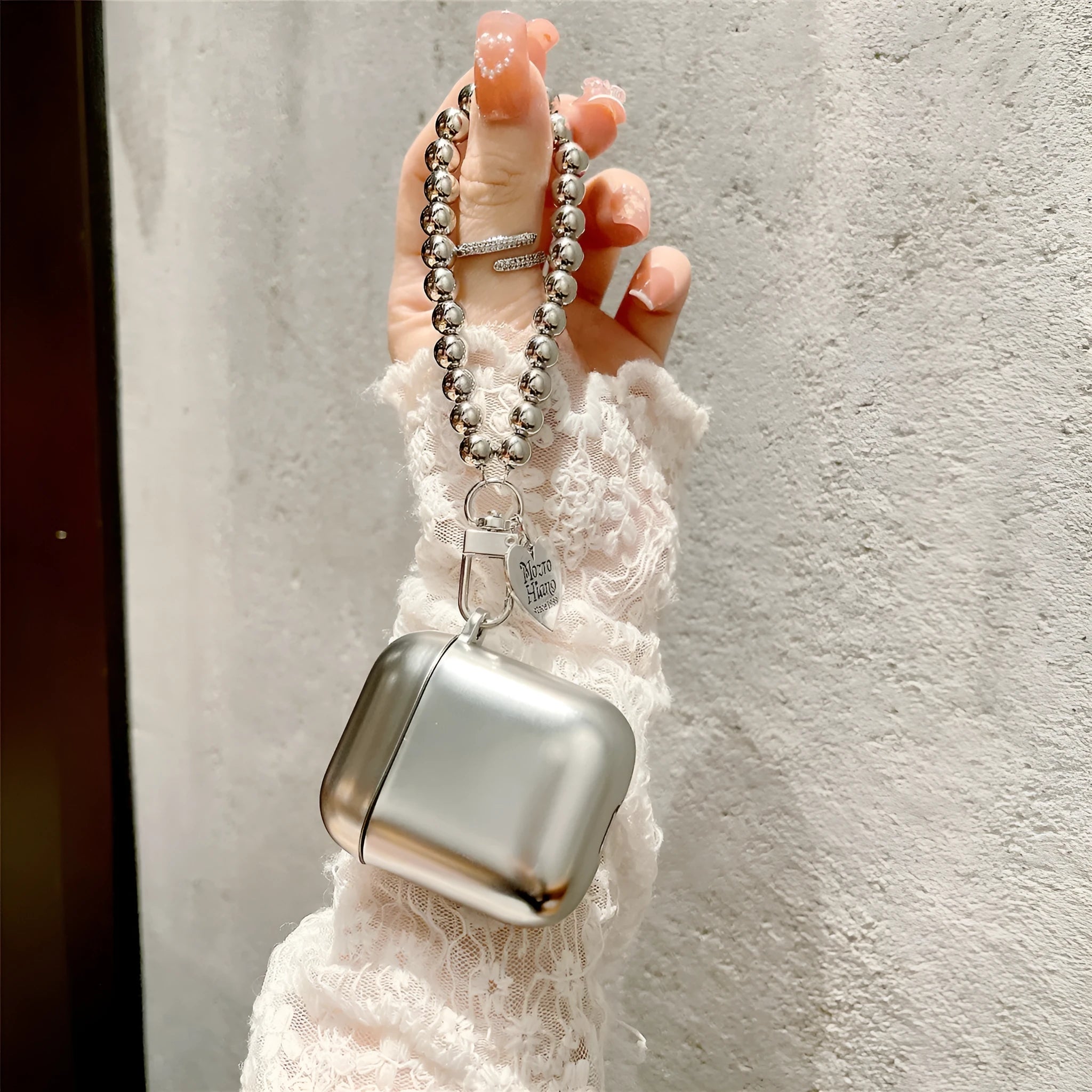 Matte plating AirPods protective case made from flexible TPU material