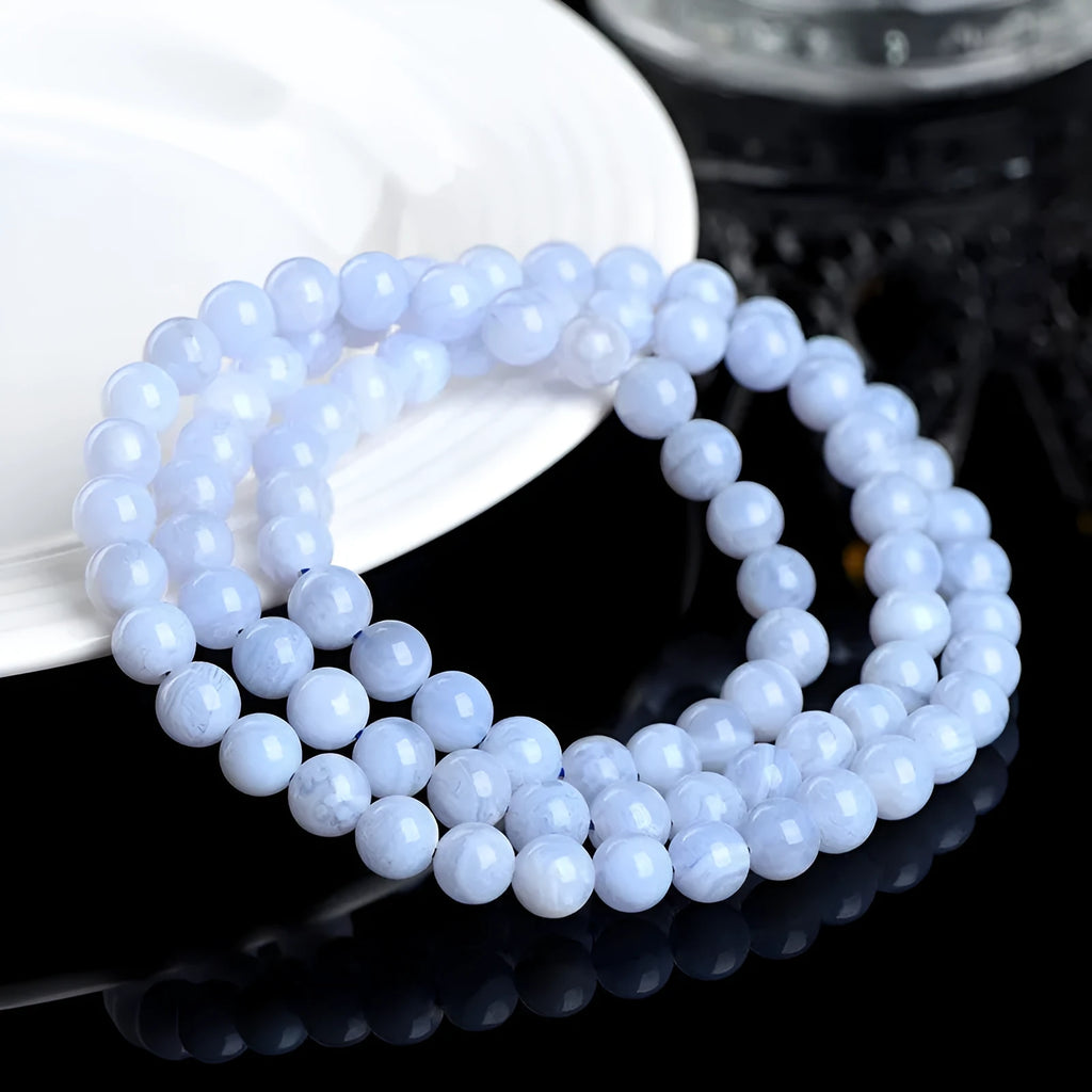 Blue agate bracelet with natural patterns, ruyi elements, and scattered bead arrangement
