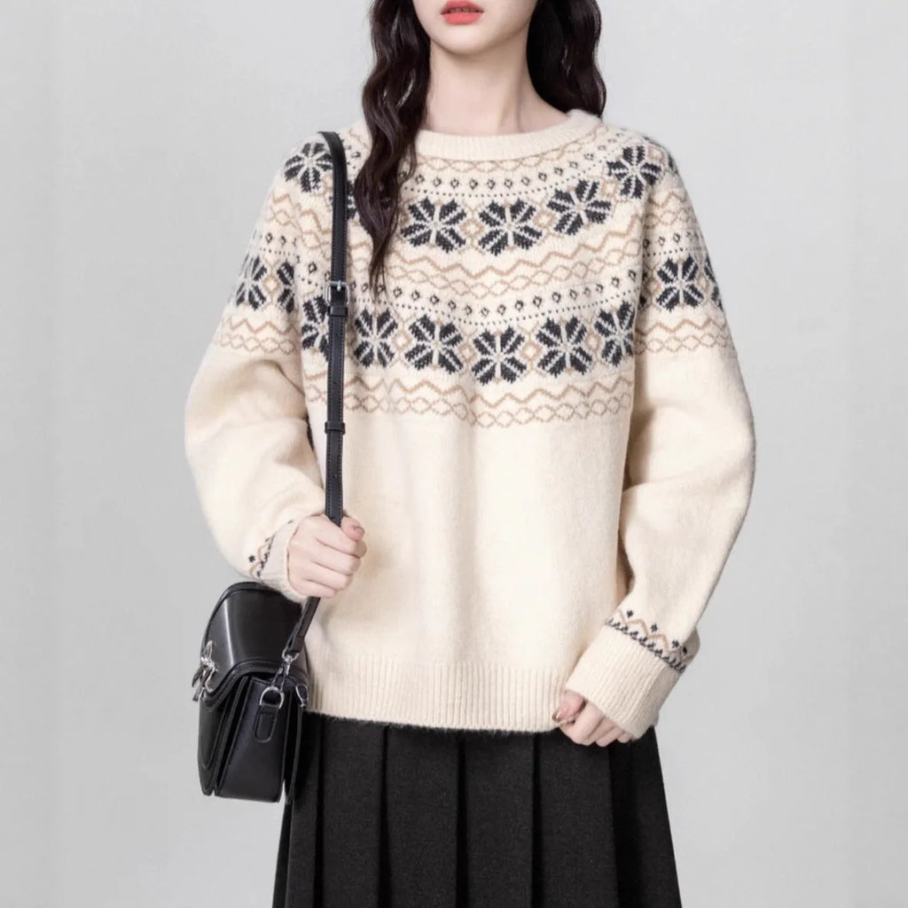 Women's milky white fair isle geometric pattern crew neck pullover sweater