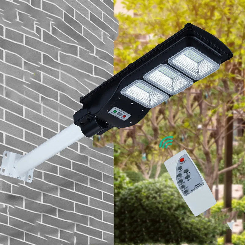 Integrated solar street light unit with LED illumination for outdoor pathway and garden lighting