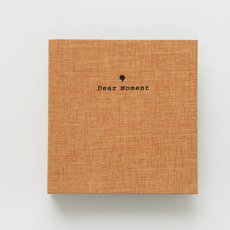 Cotton and linen loose-leaf pocket photo album for 3-inch and 5-inch prints, beige colour, closed view