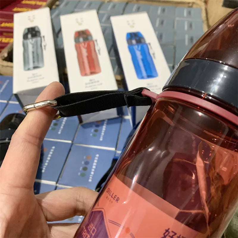 Chinese style portable sports water cup with tea compartment in blue, red, black, or grey colour.