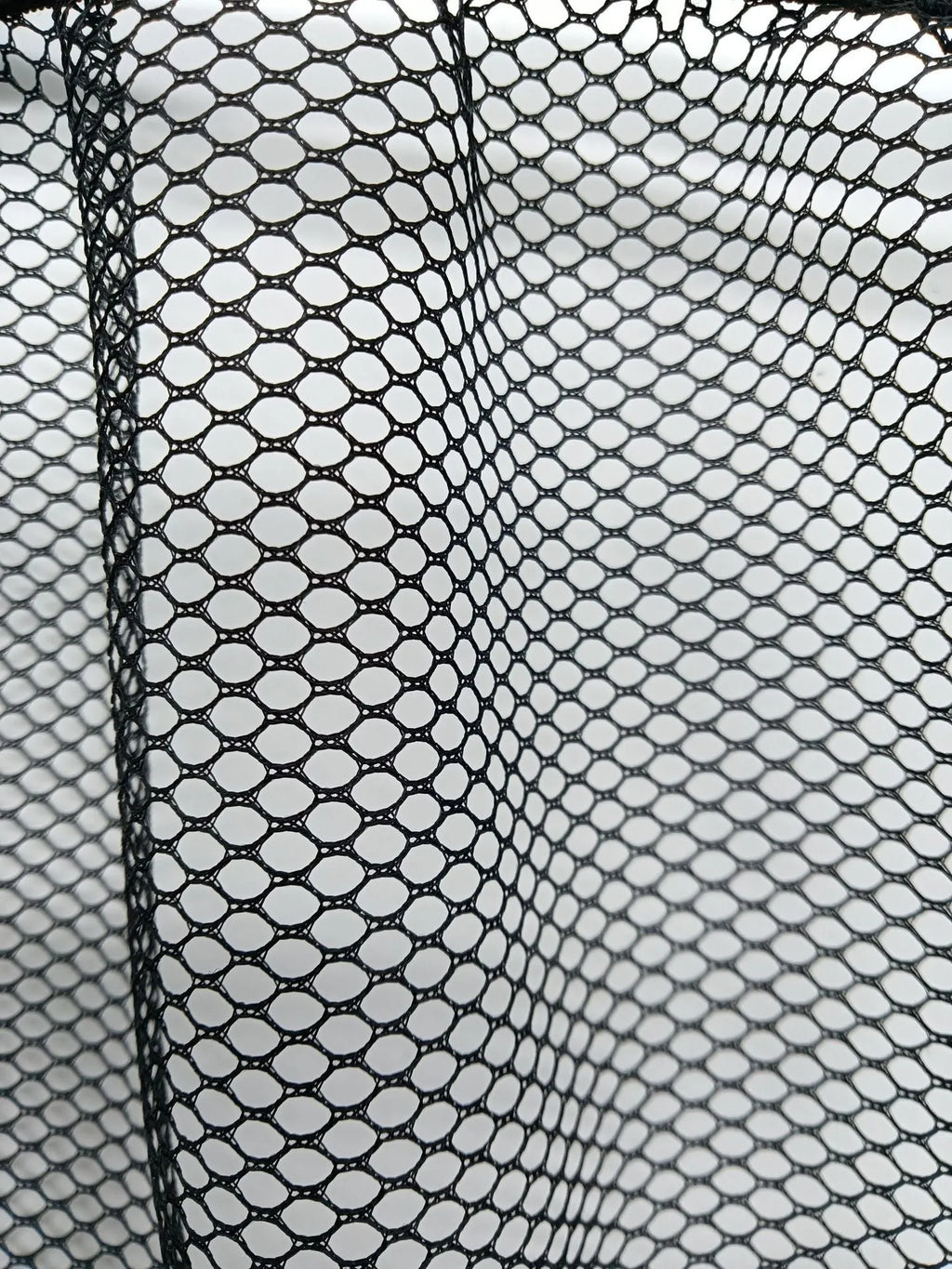 Elastic polyester car boot storage organiser net in 20x35cm and 20x45cm sizes
