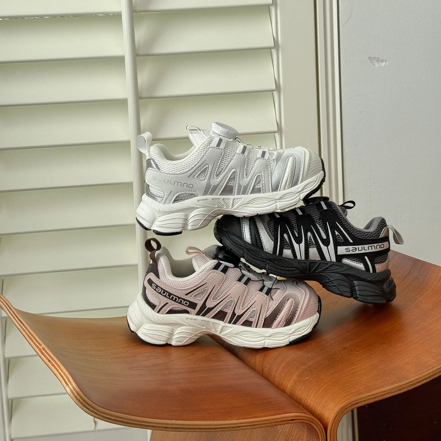 Fashion girls lightweight casual shoes in PU leather mesh, shown in solid black, beige, and pink colours.