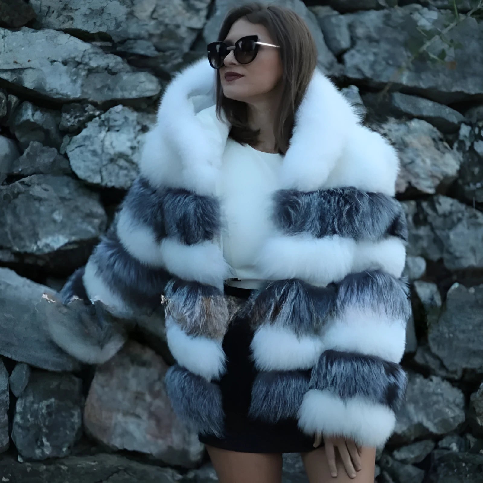 Women's artificial fur hooded coat in loose street fashion style with 65cm length
