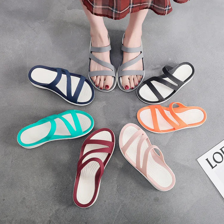 Solid colour women's casual sandals with a breathable PP upper in slip-on style.