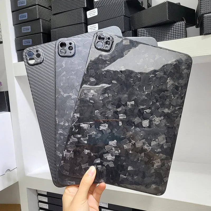 Carbon fibre hard protective case for Apple iPad Pro 11 tablet with embossed plaid pattern
