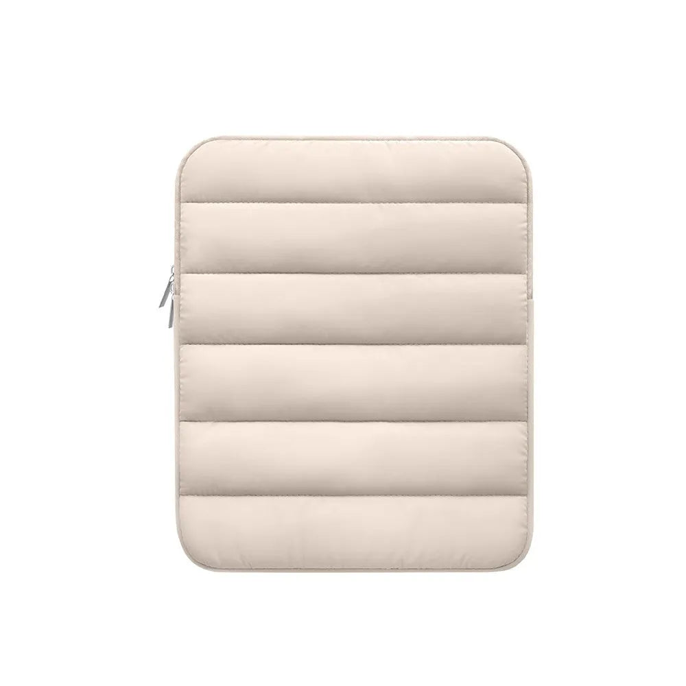 Puff bag laptop sleeve for 9.7-11 inch devices with elastic sides in black colour
