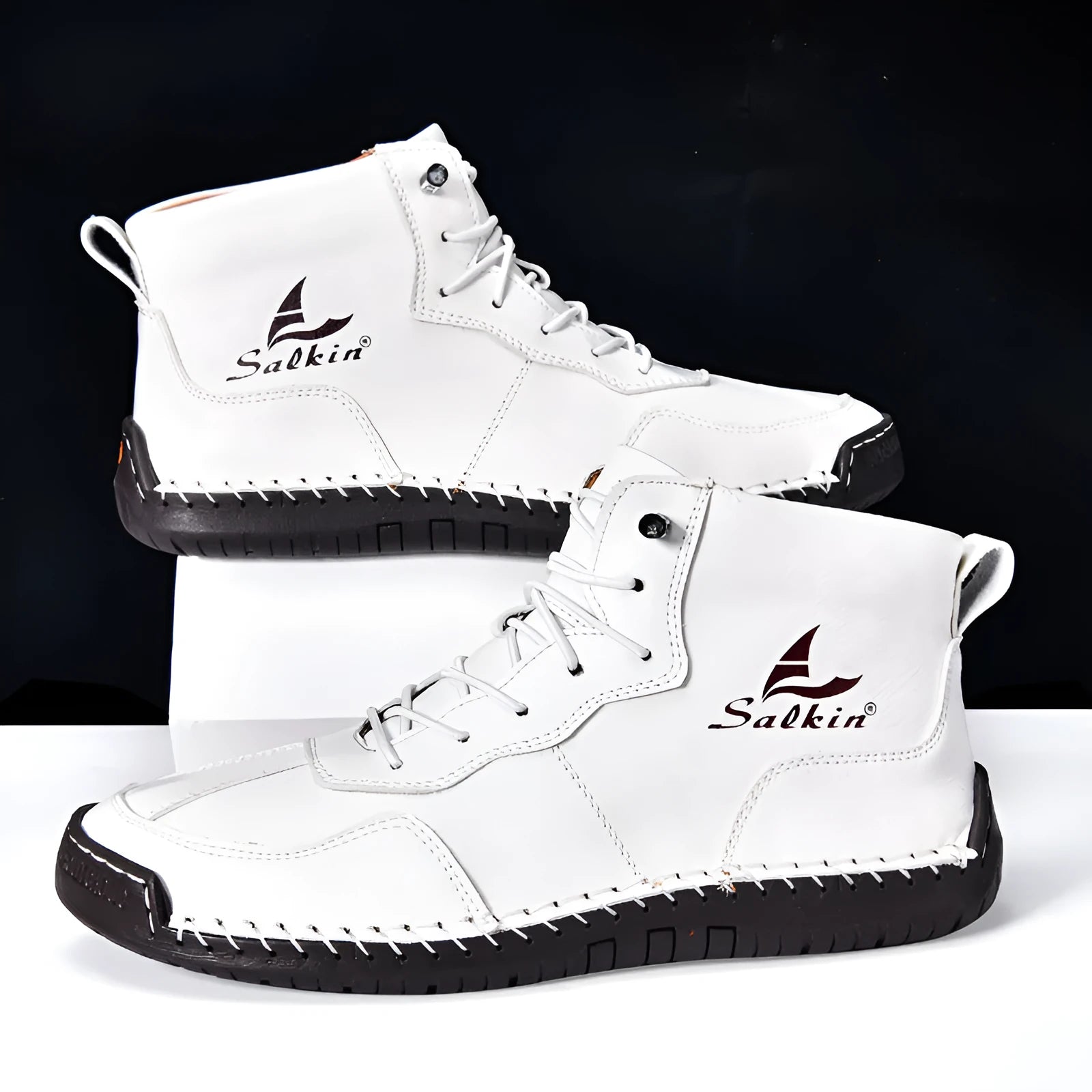 High-top retro casual boots with frosted finish, rubber sole, dark blue colour