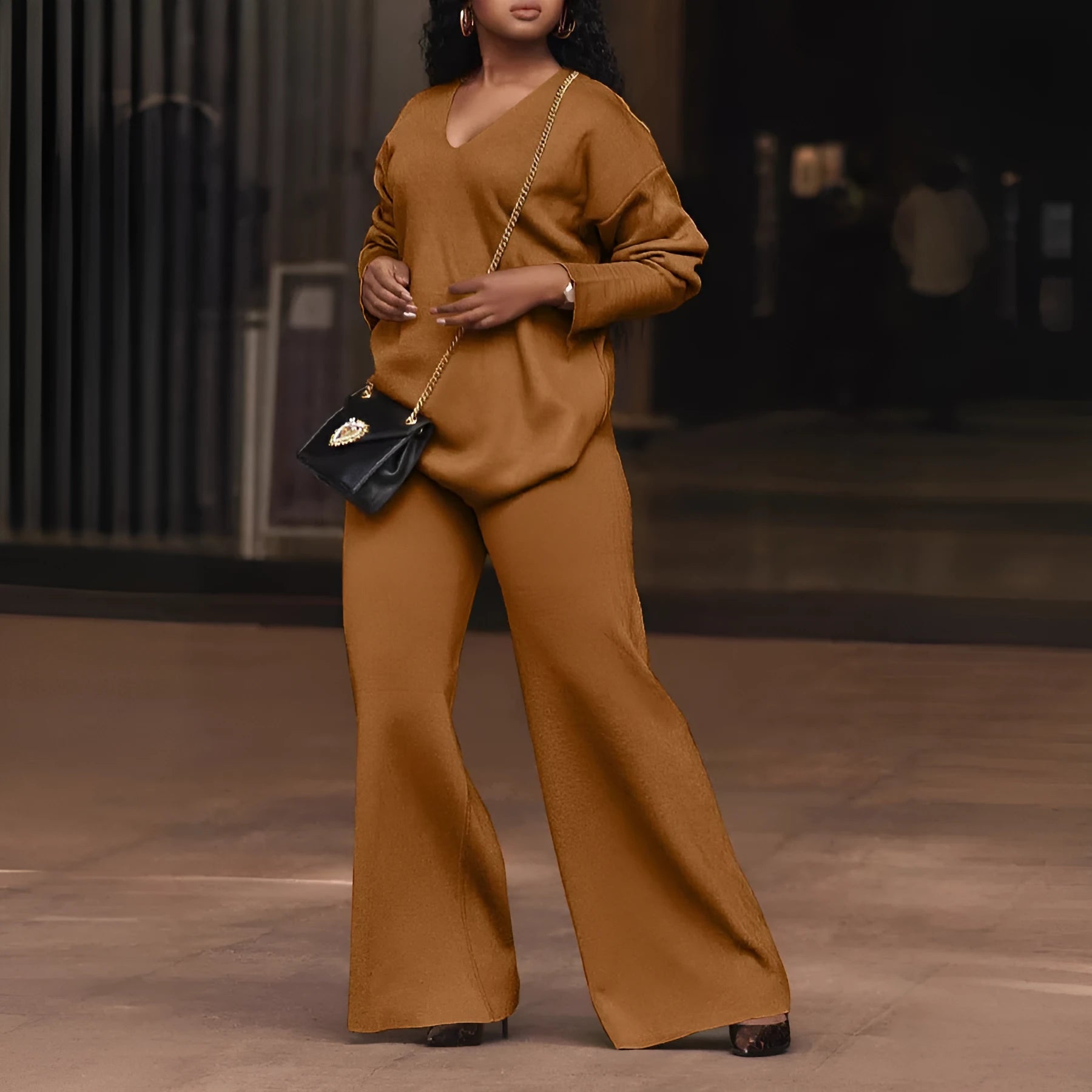 Women's brown suede two-piece suit with split sleeves and trousers casual outfit