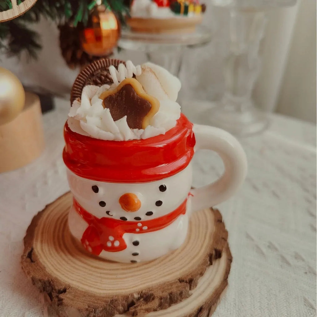 Santa Claus ceramic cup aromatherapy candle with soy wax in festive gift box, 10x7x10.5 cm