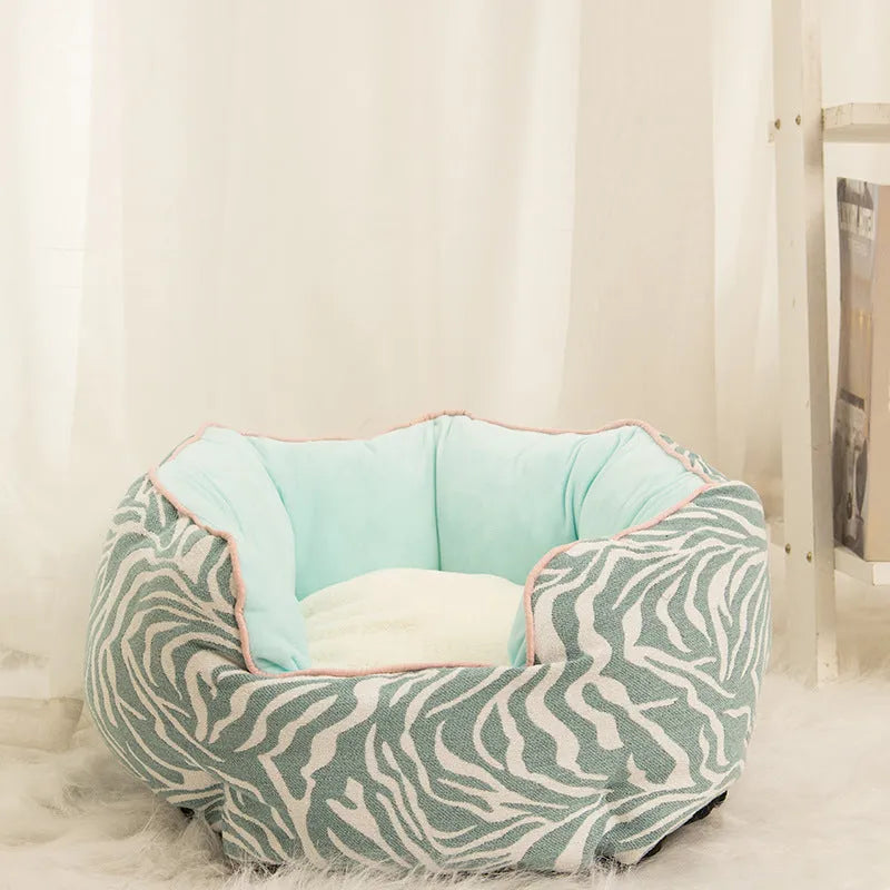 Warm winter pet bed octagonal shape with wool point design and removable mats in blue for cats and small dogs