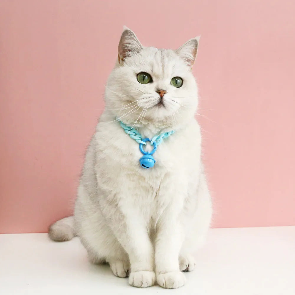 Adjustable pet collar in macaron candy colours with S and M sizing options for cats, dogs and rabbits
