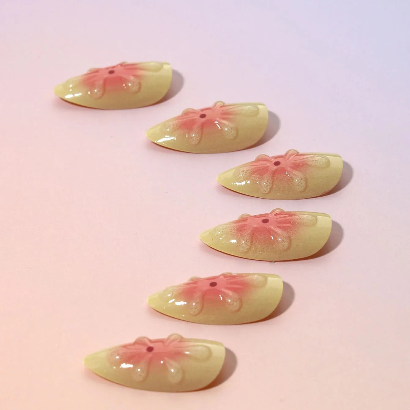 Simple fake nails set with 3D cartoon flower patterns and detachable plastic covers in colour TY-318