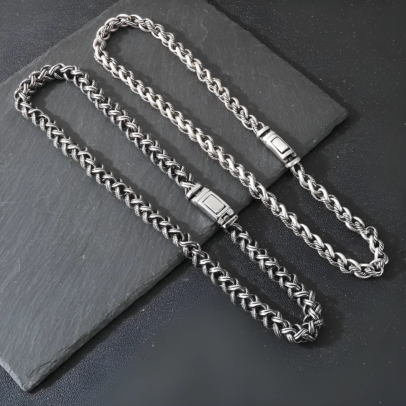 Men's titanium steel keel chain necklace with antique silver finish and large hemp flower links