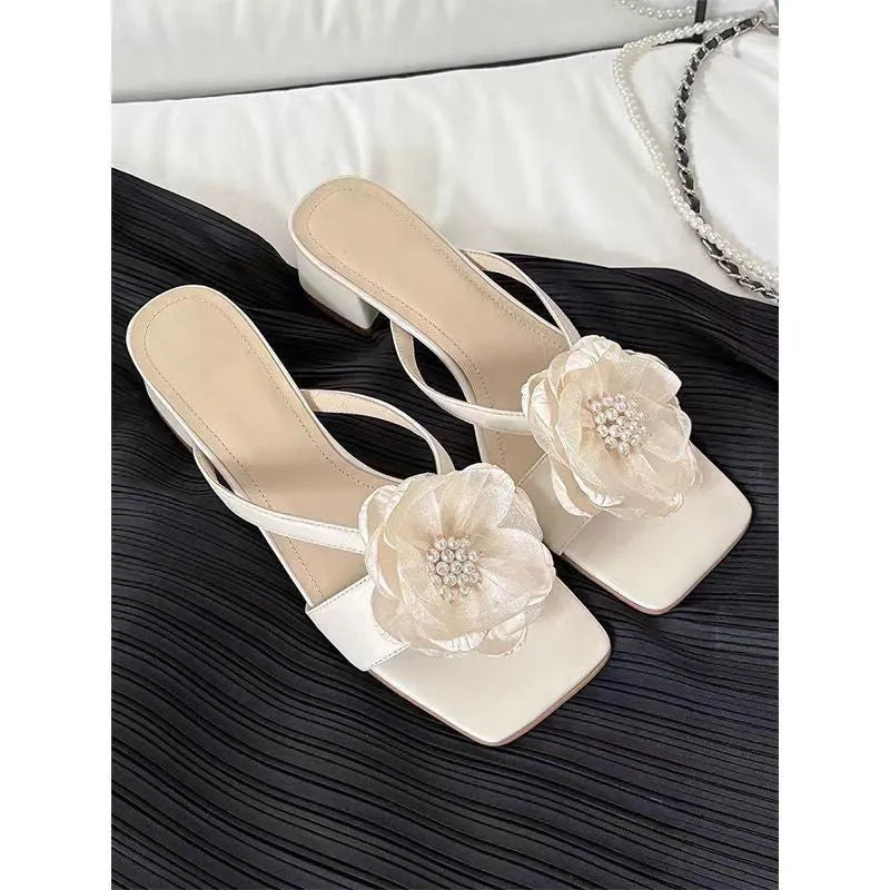 Cream-white women's fashion flower chunky heel square toe one-line satin sandals with rubber sole