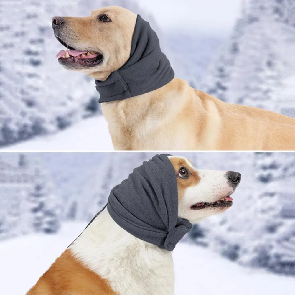 Black noise reduction dog hoodie covering ears and head, polyester fabric, used for calming anxiety and feeding hygiene