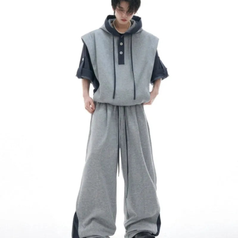 Men's black hooded short sleeve sports jacket and trousers set with three-dimensional stitching details