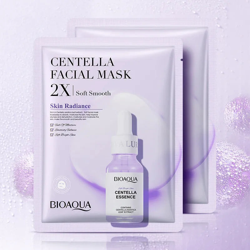Single-use facial sheet mask with 30g of gel containing collagen, hyaluronic acid, vitamin C, or Centella Asiatica.