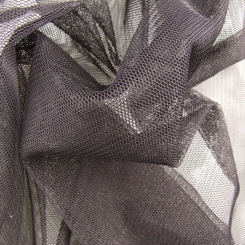 Mesh anti mosquito suit four-piece set showing hooded top, pants, and booties for outdoor activities.
