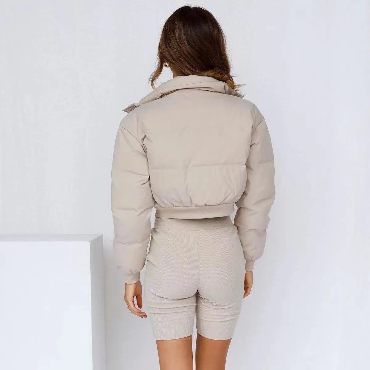 Women's loose polyester long sleeve jacket in blue with regular sleeve and relaxed fit