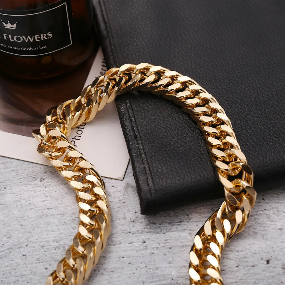Women's gold electroplated thick chain necklace with 32cm length and solid colour design