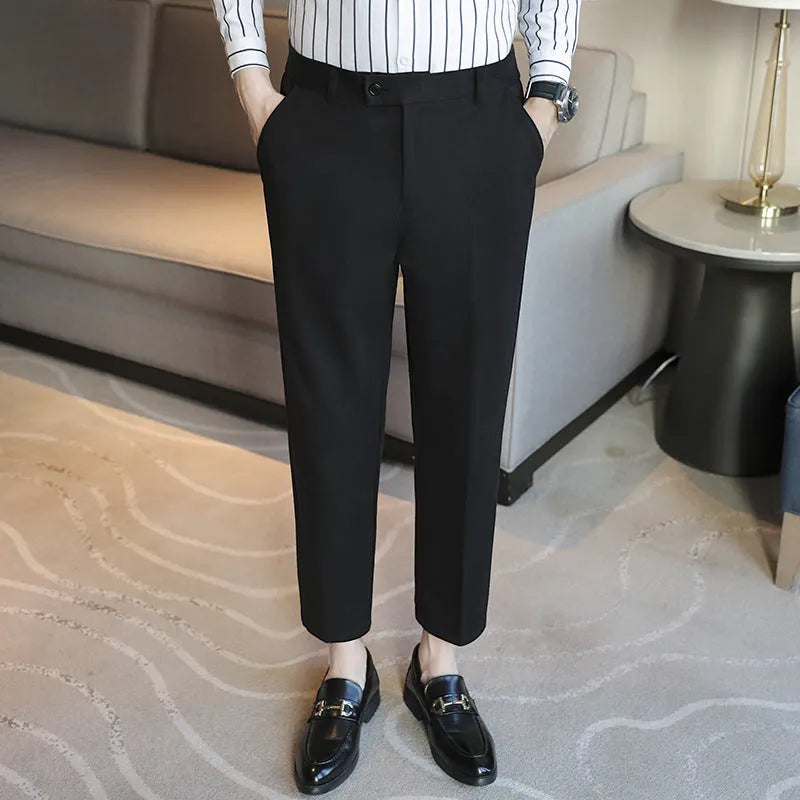 Straight retro brown corduroy trousers with slim fit and elastic waistband for men