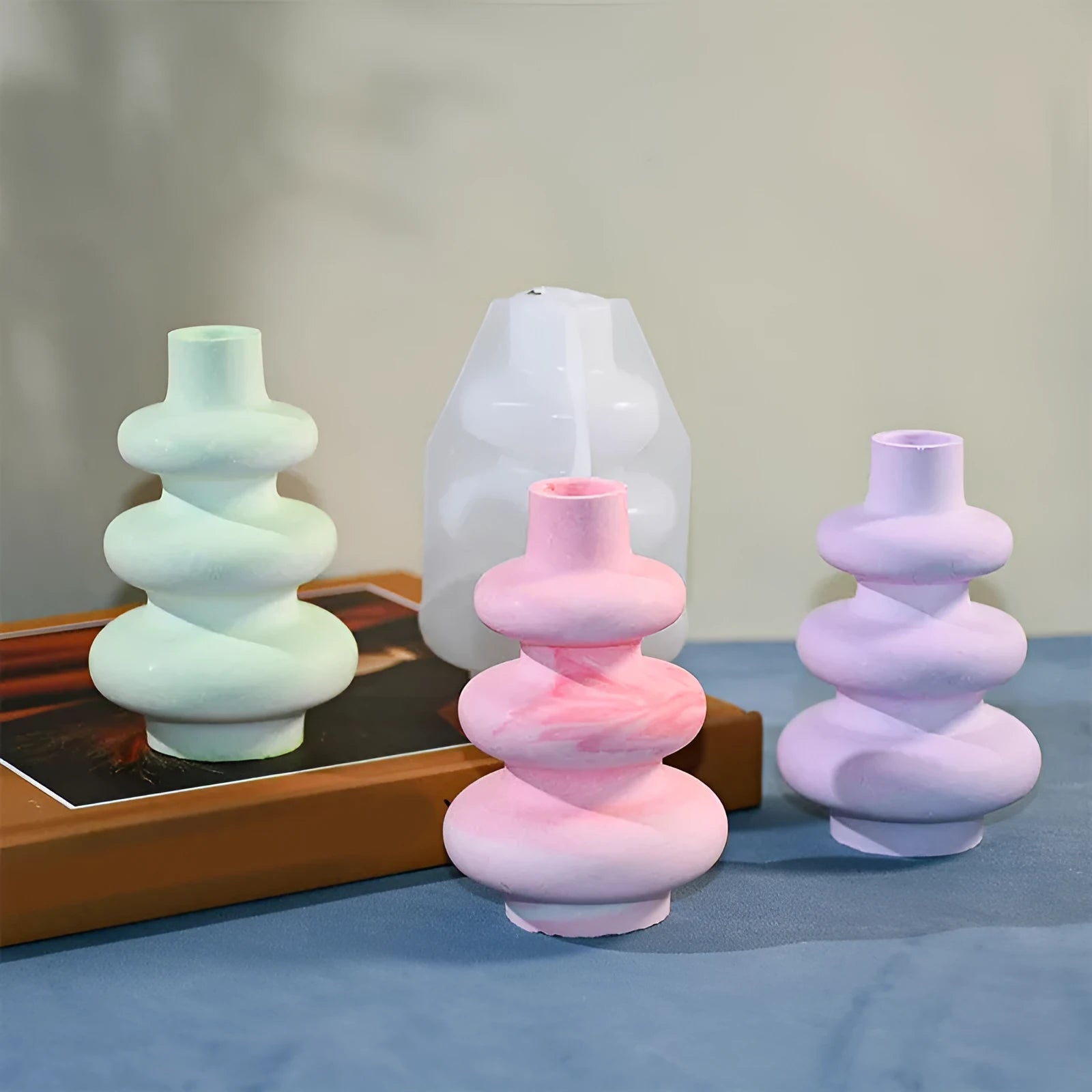 Three layer circle vase silicone baking mould in irregular modern shape