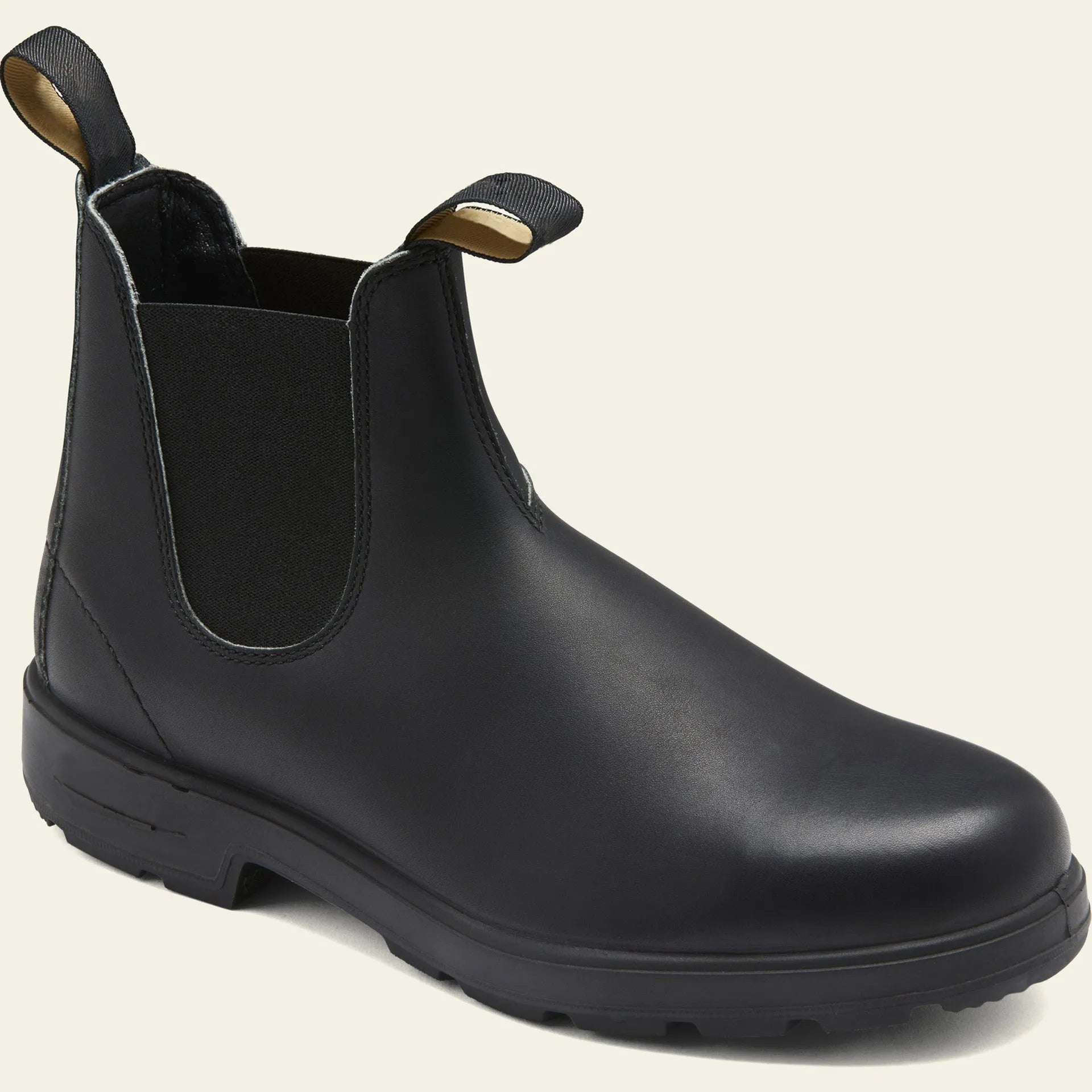Vintage brown genuine leather unisex Chelsea boots with a chunky sole and frosted finish.