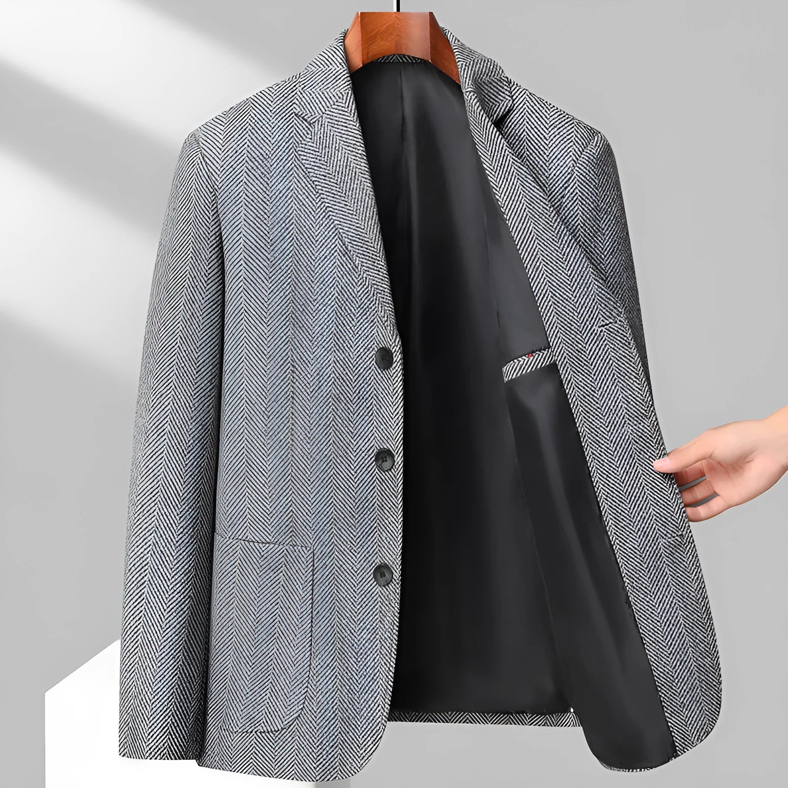 Men's solid colour loose fit polyester coat for spring and autumn casual wear