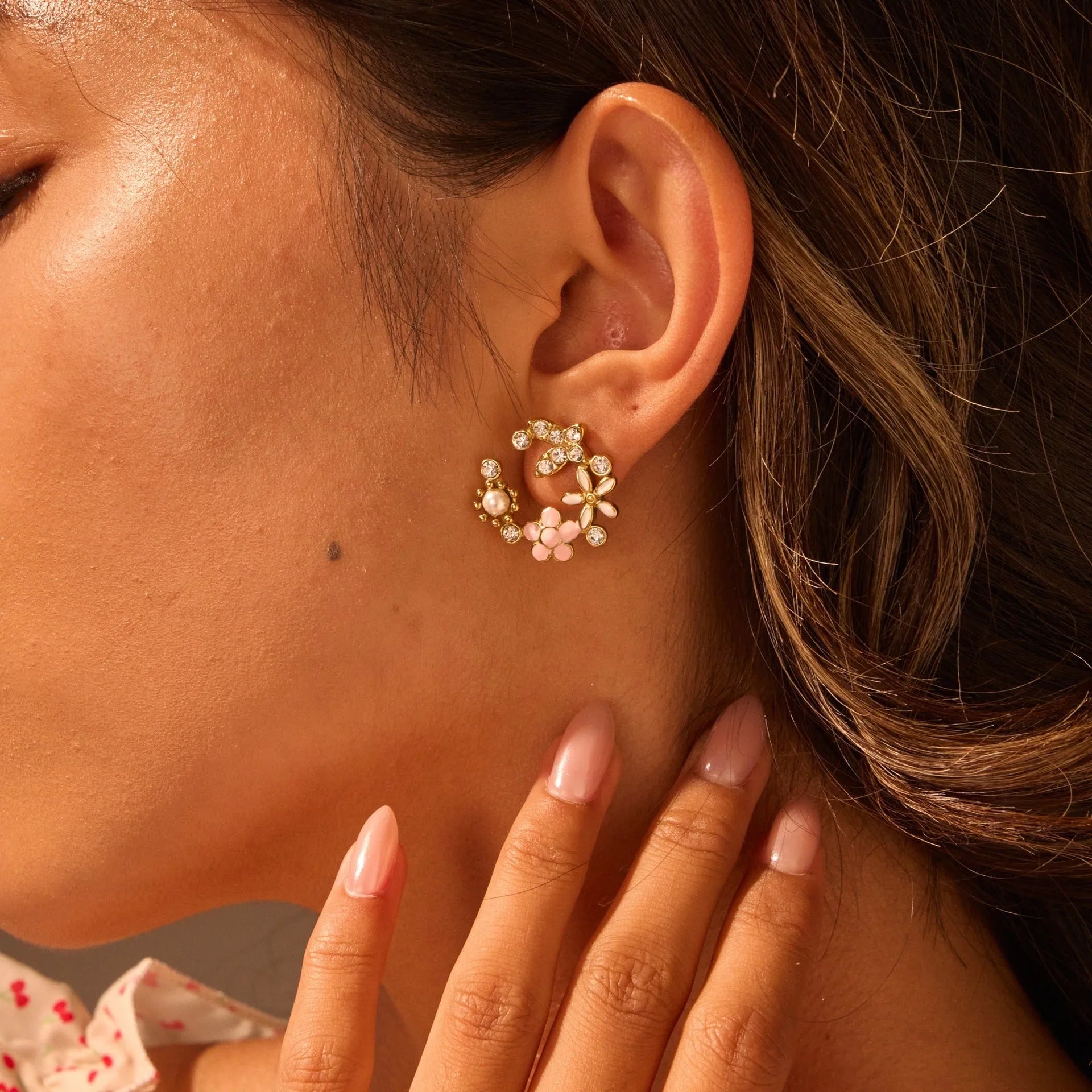 Diamond colourful oil flower stud earrings with petal design and 18K gold electroplating on stainless steel