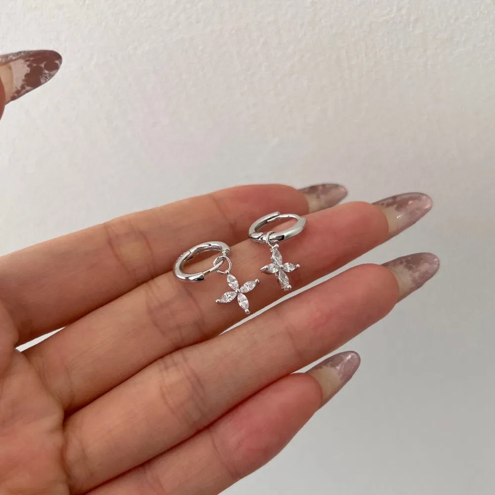 S925 sterling silver flower earrings for women in gold colour option