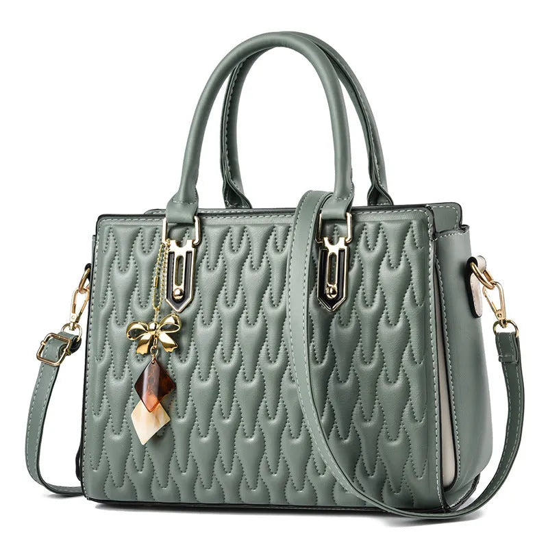 Women's large capacity shoulder messenger bag in street trend style with sandwich pocket design