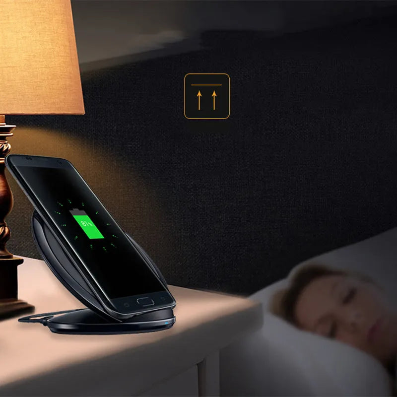 Qi wireless charging pad for Galaxy Note Edge showing black and white colour options with USB connection