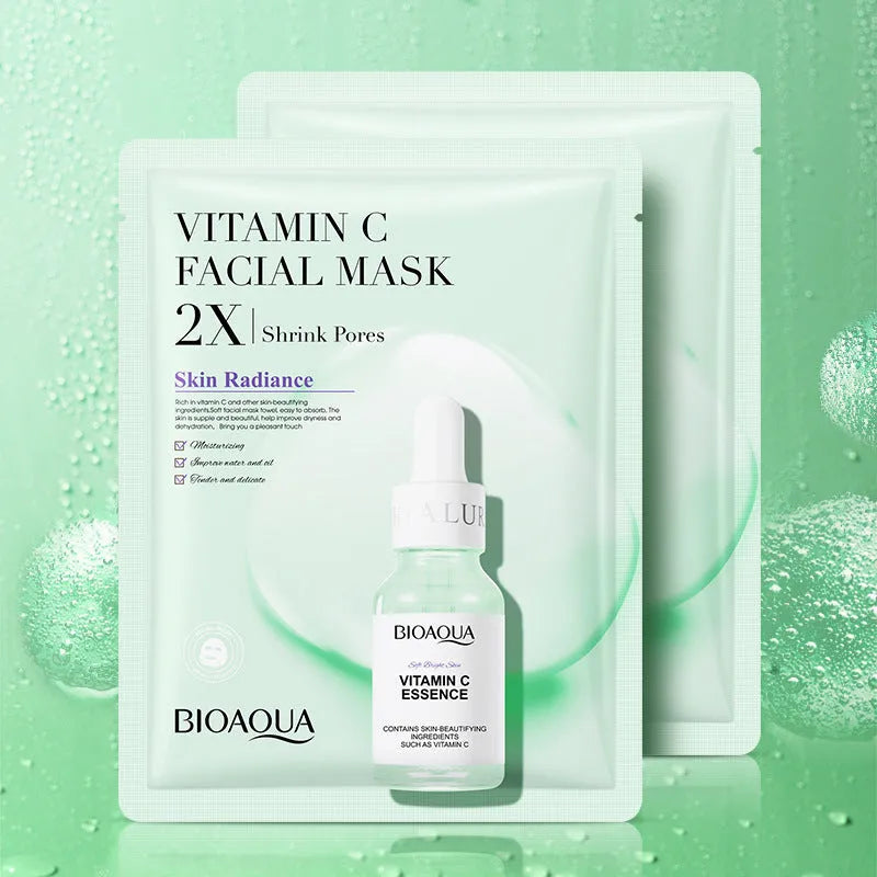 Single-use facial sheet mask with 30g of gel containing collagen, hyaluronic acid, vitamin C, or Centella Asiatica.