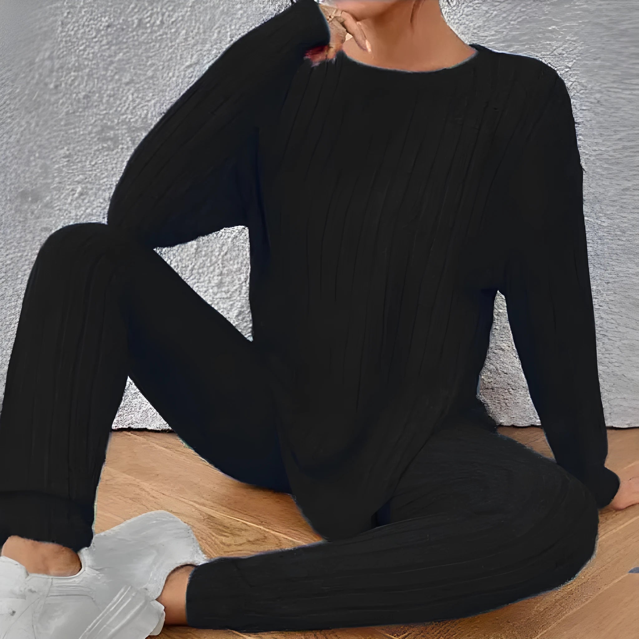 Women's black sunken stripe polyester homewear set with regular sleeves and trousers